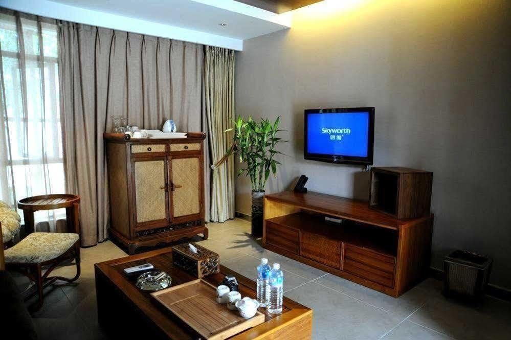 Jinyaxuan Executive Hotel Tengchong Luaran gambar